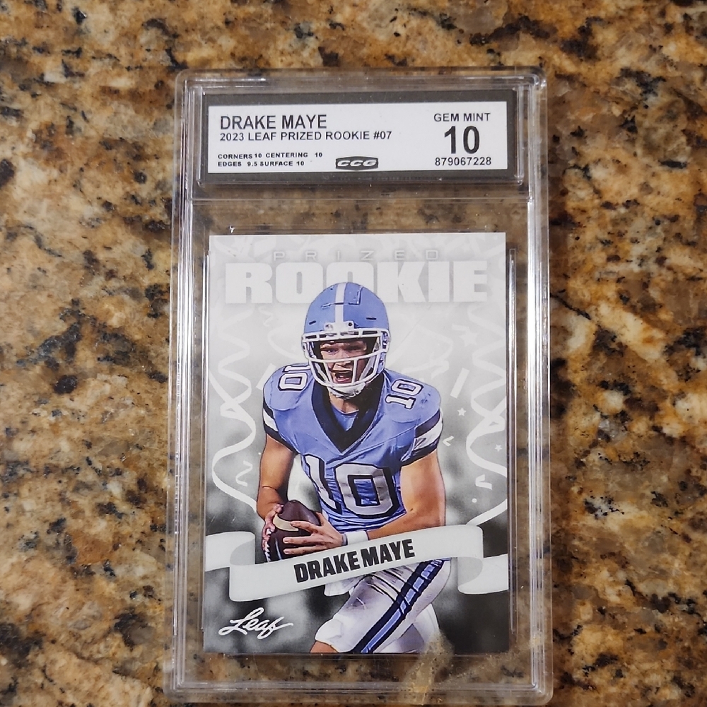 Drake Maye Leaf Prized Rookie Card